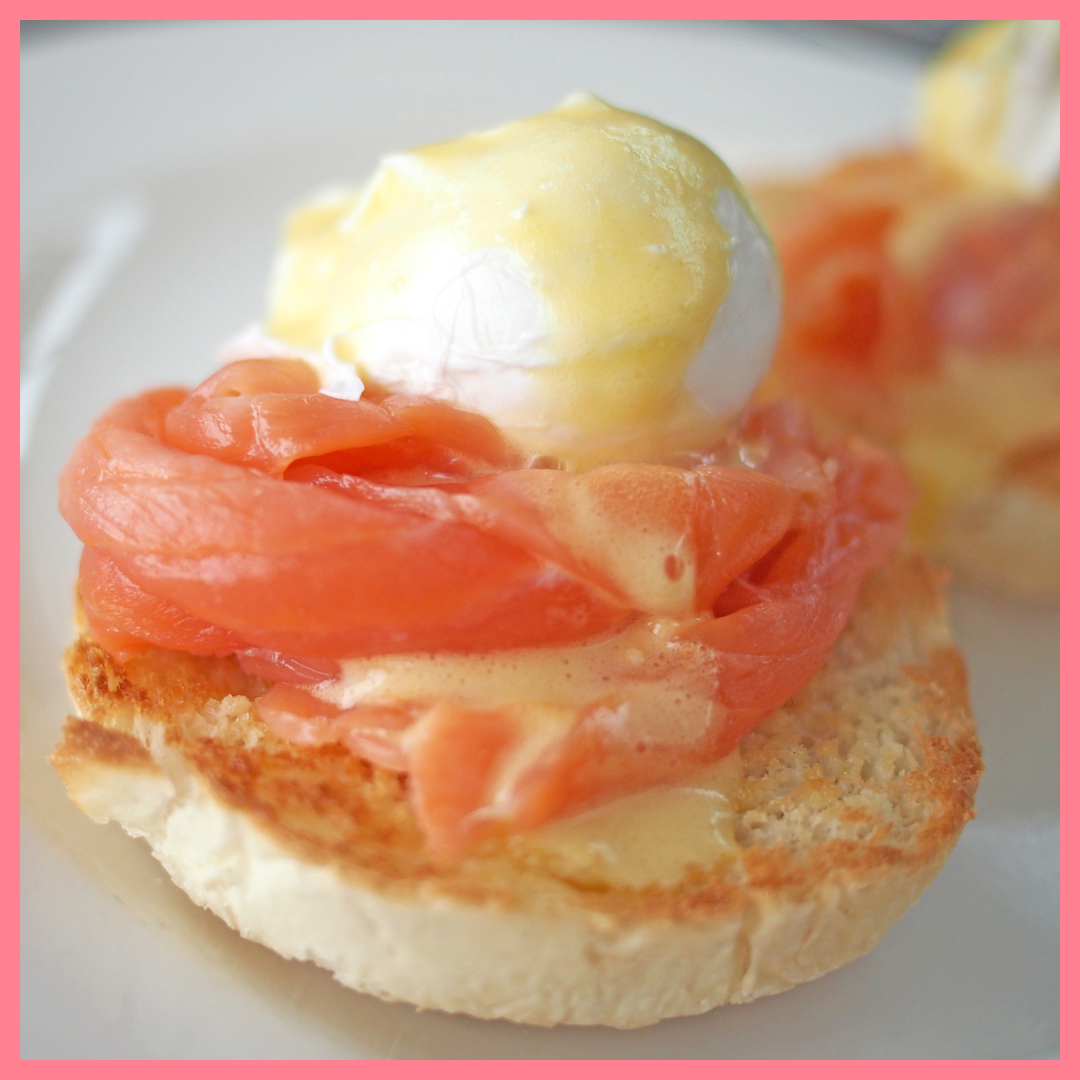 Eggs Royale (smoked salmon, poached egg and Hollandaise sauce on a toasted English muffin)