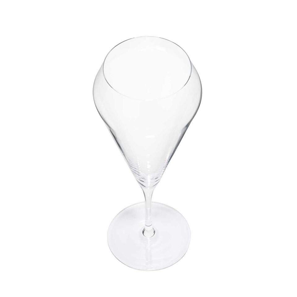 The Digby English sparkling wine glass by Gurasu London